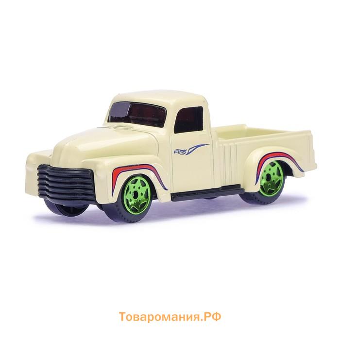 Машинка металлическая Hot Cars, масштаб 1:64, МИКС